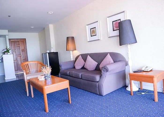 Sandy Spring Hotel